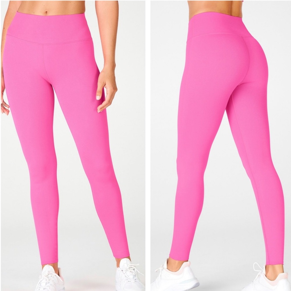 FABLETICS NWT HIGH WAISTED SCULPTKNIT LEGGINGS FLUORESCENT PINK MEDIUM SHORT